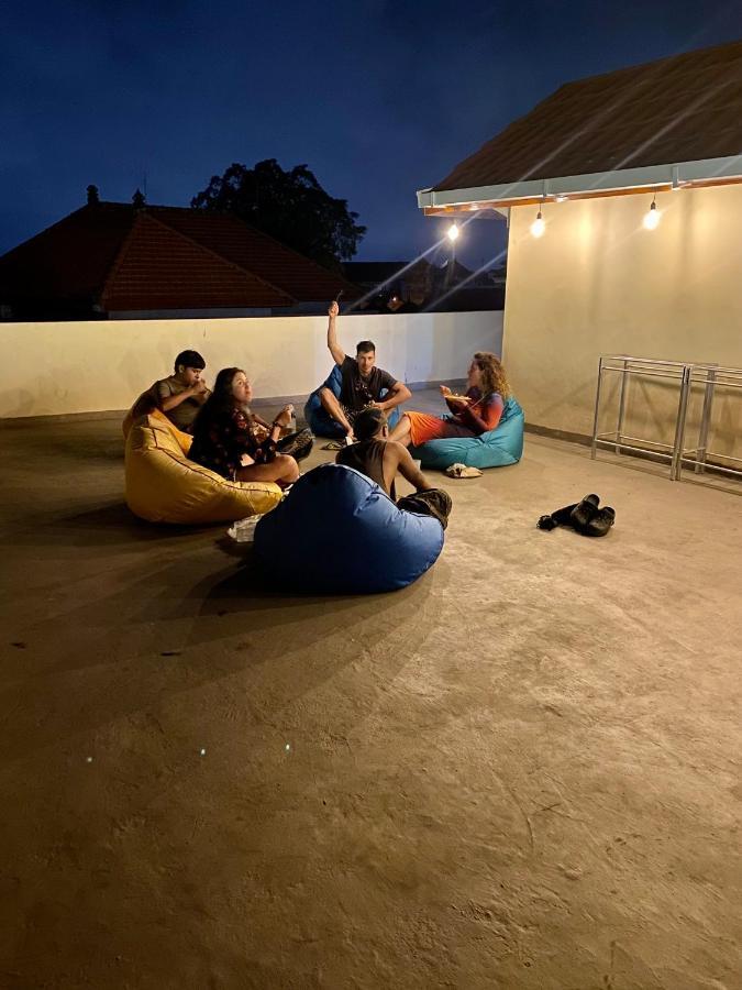 Amigos Guesthouse & Hostel 캉구 외부 사진
